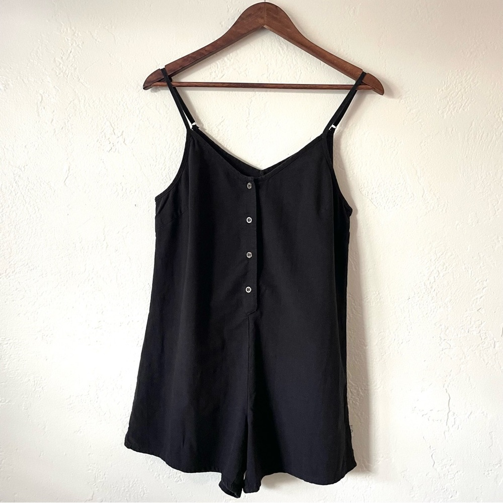Rhythm Livin Button Front Black Short Jumpsuit, Womens size M Boho Beachy Hippie